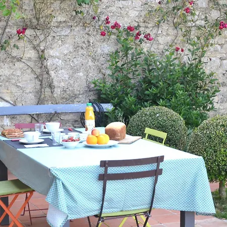 Dhotes Au Pigeonnier فندق مبيت وإفطار