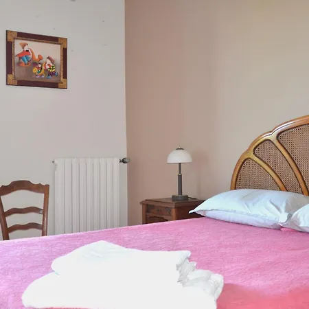 Dhotes Au Pigeonnier فندق مبيت وإفطار 3*